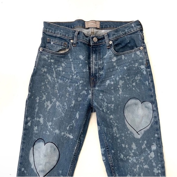 EVERLANE Jeans Size 30 Bleached Hearts design - Picture 4 of 8